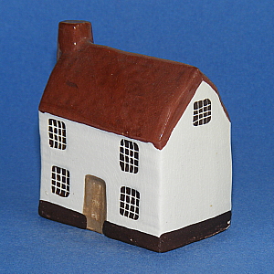 Image of Mudlen End Studio model No 8 Clapperboard House